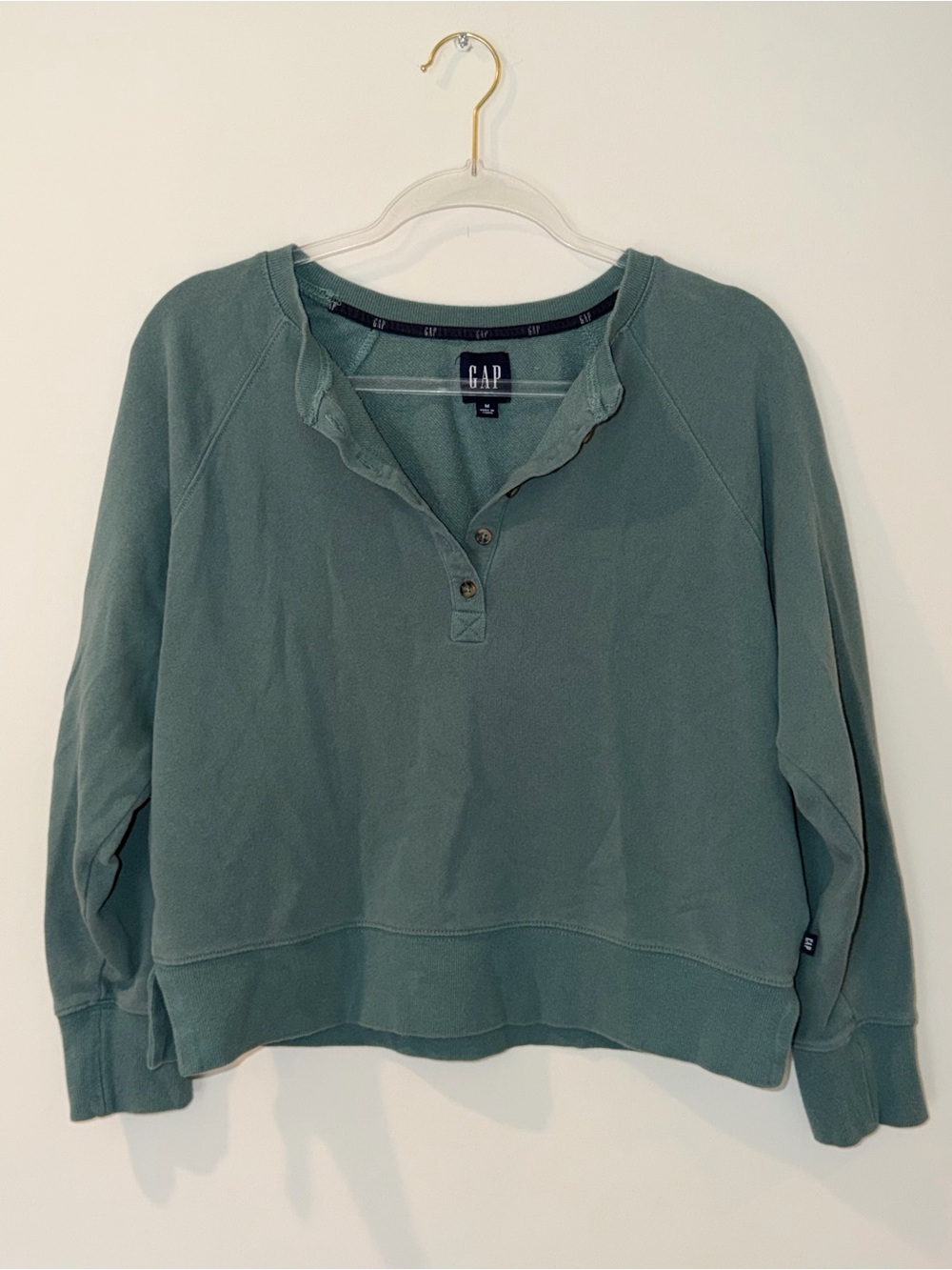 GAP Women's Green Henley Crop